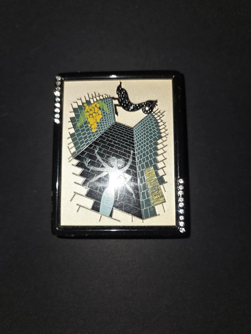 Estée Lauder Capricorn Erte Art Deco Compact No Powder
